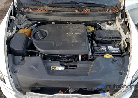 2014 Jeep Cherokee Latitude из США, поврежденный, VIN 1C4PJMCS9EW179417